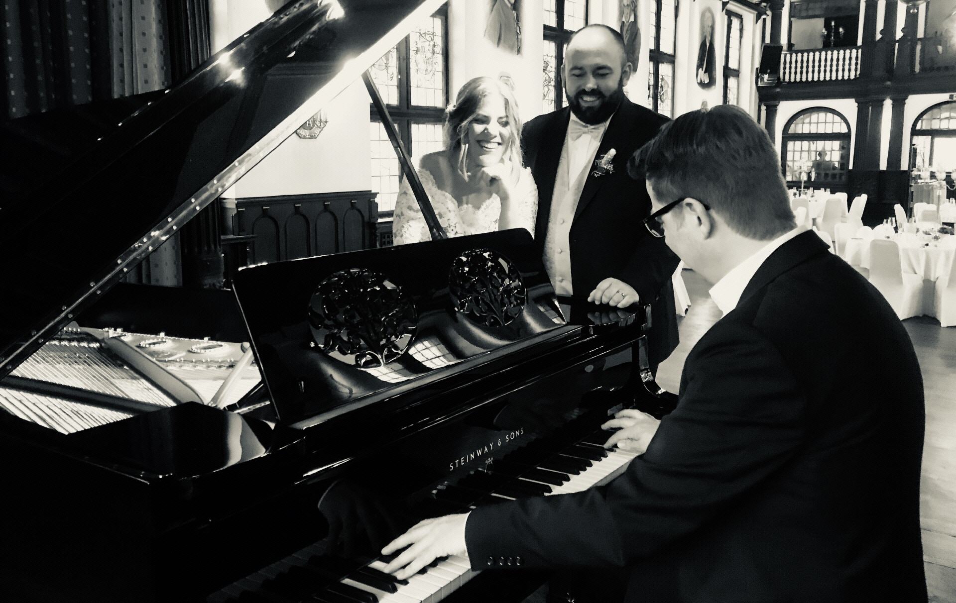 Klavierspieler Unna - Pianist in Unna -  Hochzeit in Unna